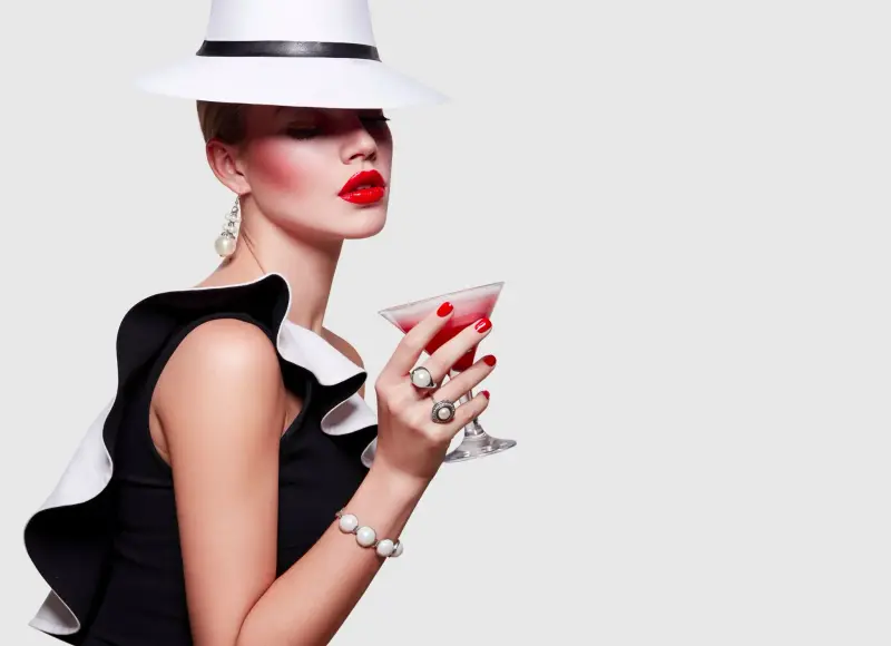 The Finest Cocktail Bars in Milan for a High Class Escort Evening
