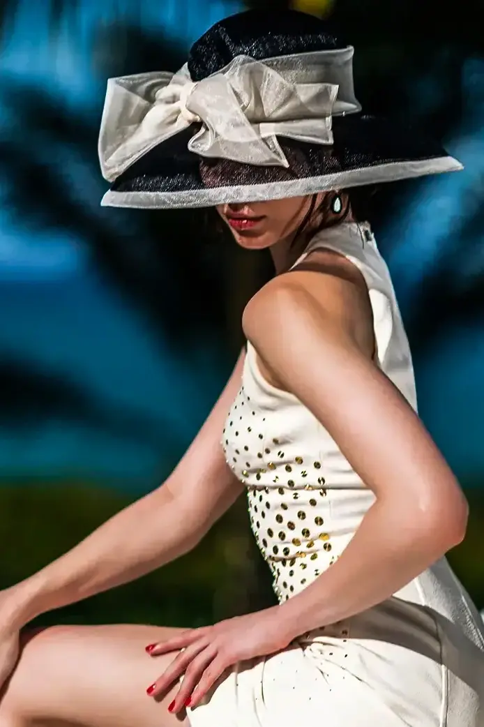 High-class escort job at Top Companions with a discreet and refined companion in a luxury setting